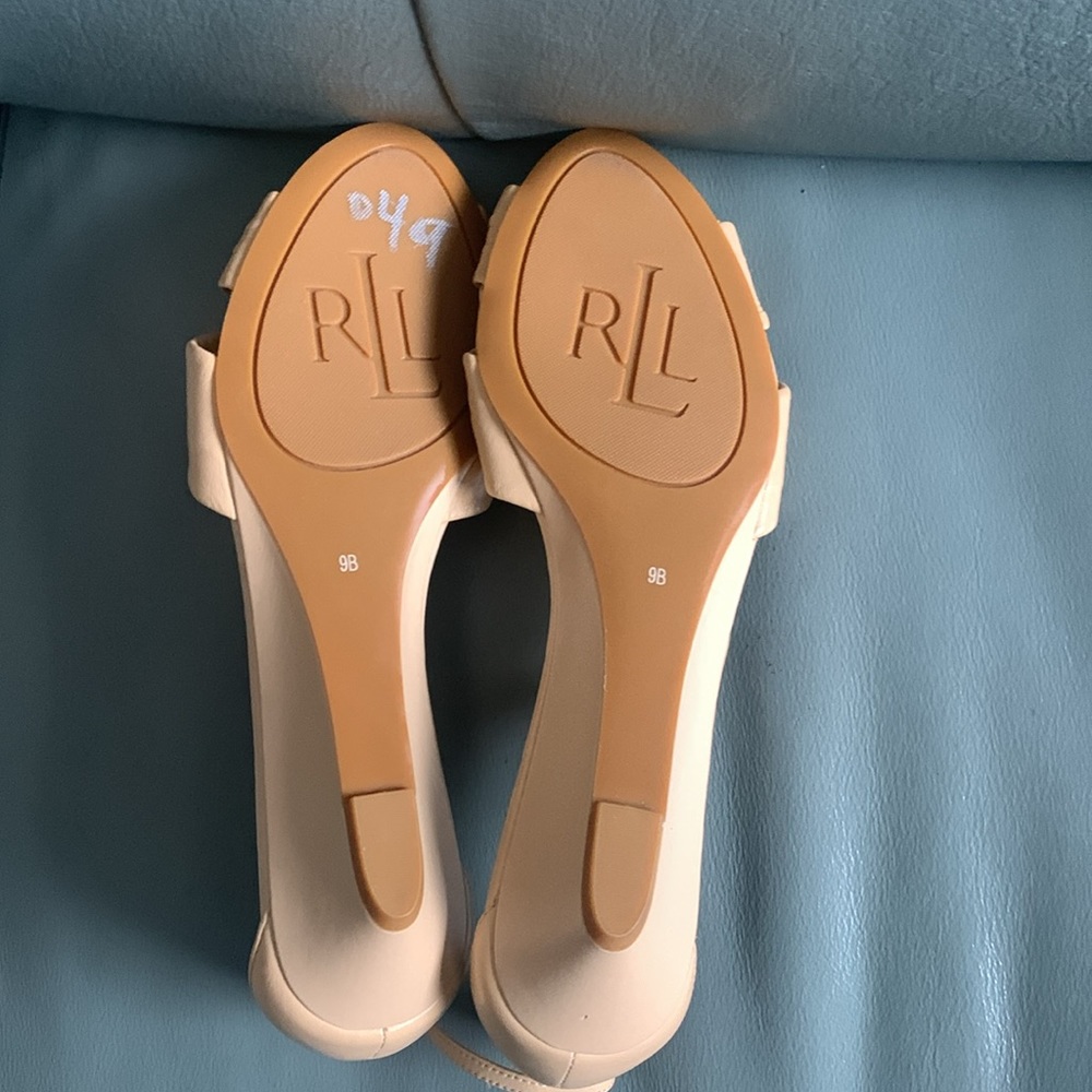 NWOT Lauren RL Mireya Leather Low Wedge Neutral SandalL - Picture 9 of 9